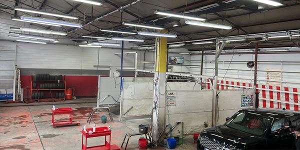 lavaggio auto interni esterni